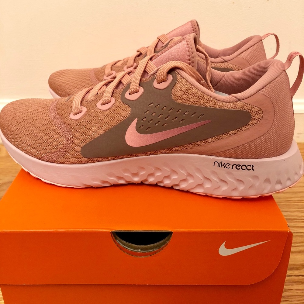 Nike Legend React Rose Pink Running Shoe Women NEW